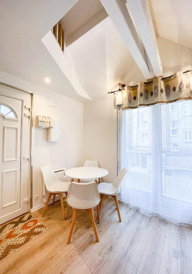 Maisonnette Le Faubourg - Centre Ville, Terrasse Et Netflix ベルフォール エクステリア 写真